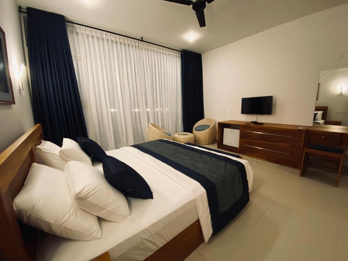 The Lighthouse Negombo Otel Dış mekan fotoğraf