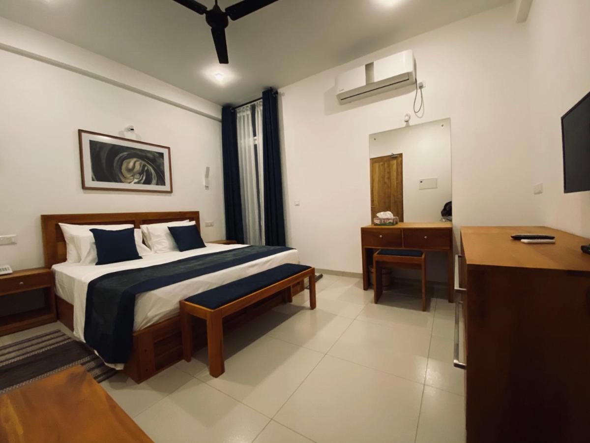 The Lighthouse Negombo Otel Dış mekan fotoğraf